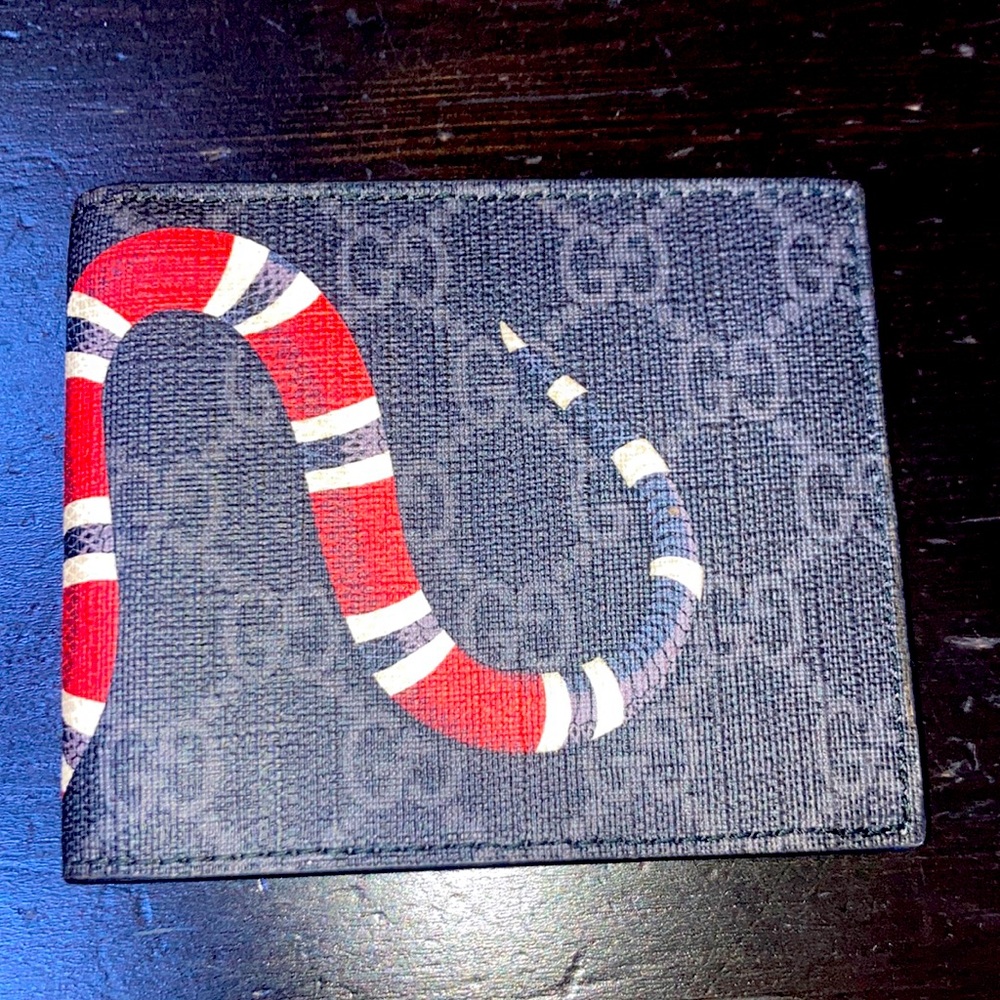 GUCCI GG Black Leather King snake Print Folding Wallet